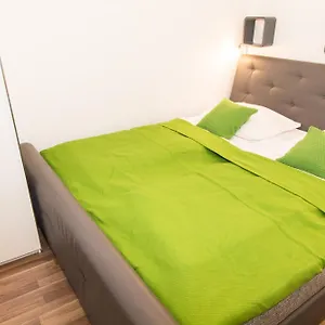 https://check-diefenbachgasse-apartment.vienna-besthotels.com